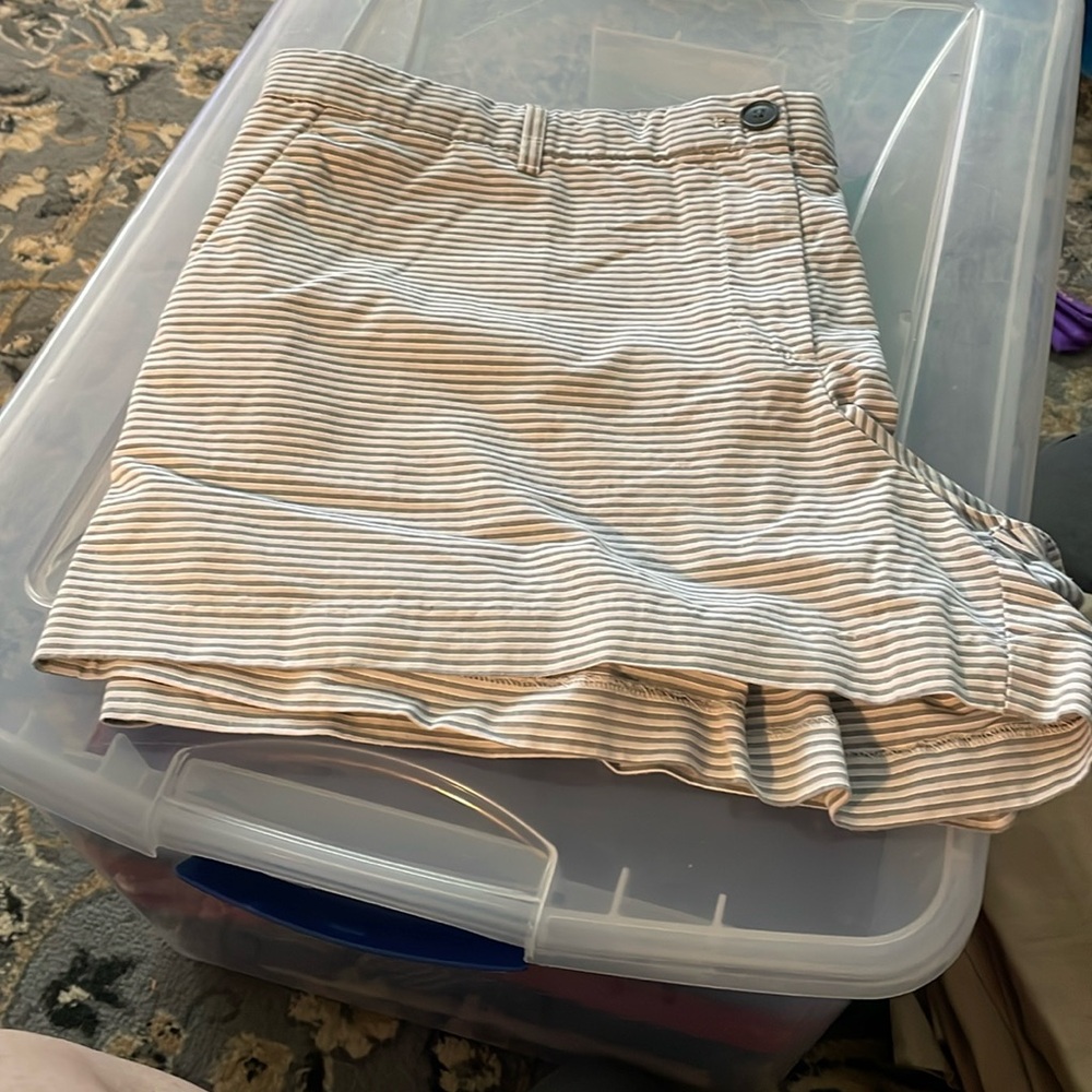 Gap Khaki 16 regular grey and white striped shorts.
